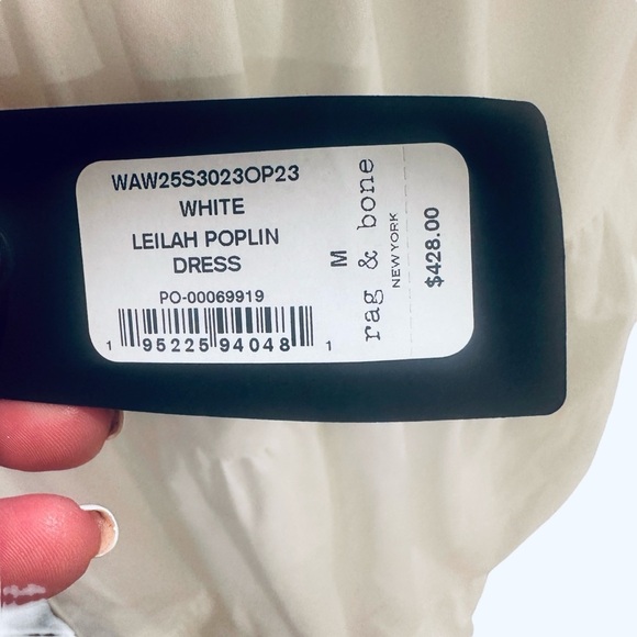 Rag & Bone White Leilah Poplin Dress
Elegant White Maxi Dress - Picture 16 of 16